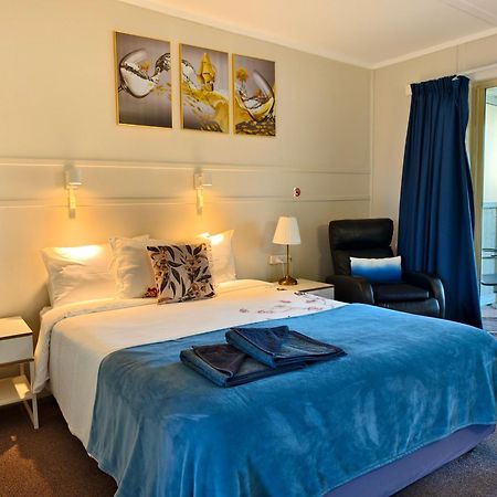 Donald Riverside Motel Екстер'єр фото