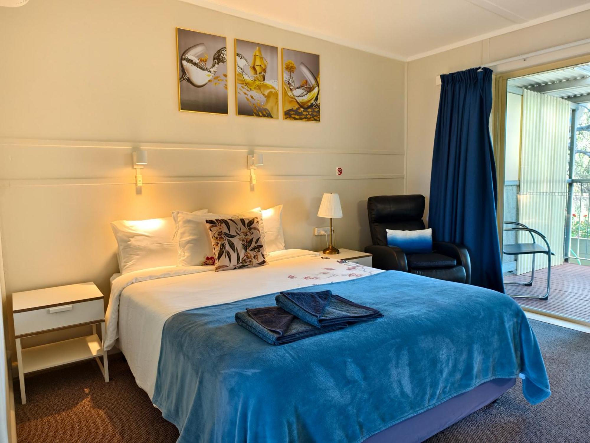 Donald Riverside Motel Екстер'єр фото